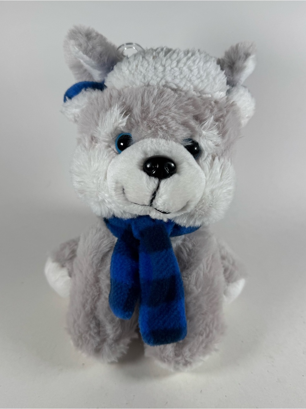 Dan Dee Plush Grey Dog Husky 8" Blue Black Checkered Scarf Hat 2020 Stuffed Toy